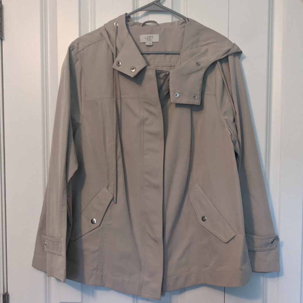 Light beige rain coat